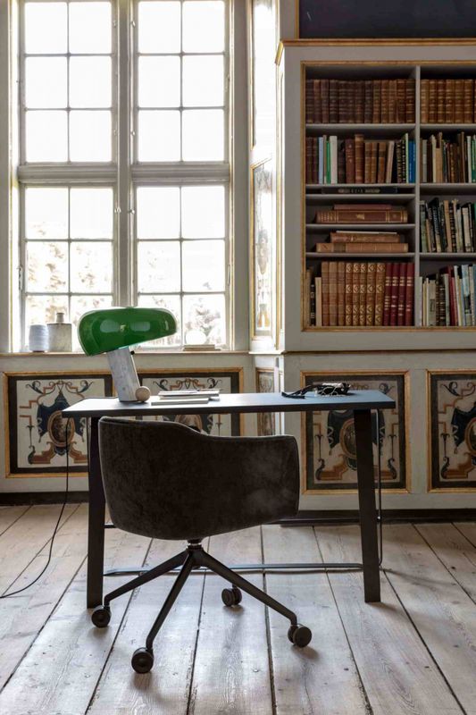 Bent Hansen Hemingway Skrivebord 120cm x 51cm Navyblue linneolium tprr sorte ben