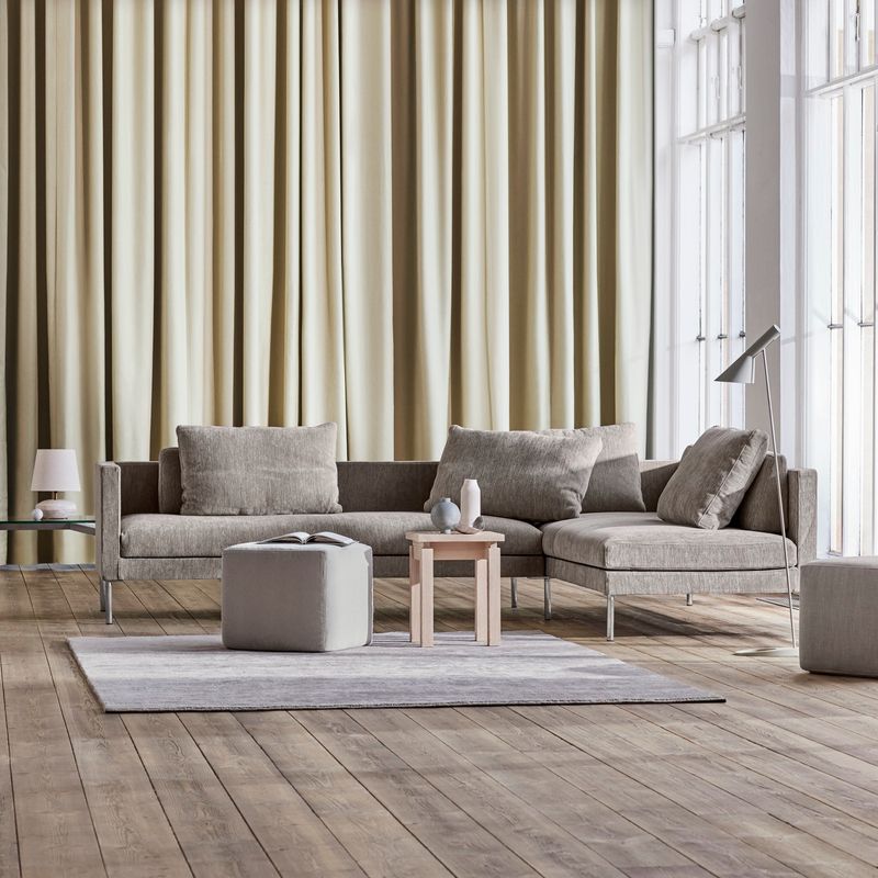Juul 701 sofa